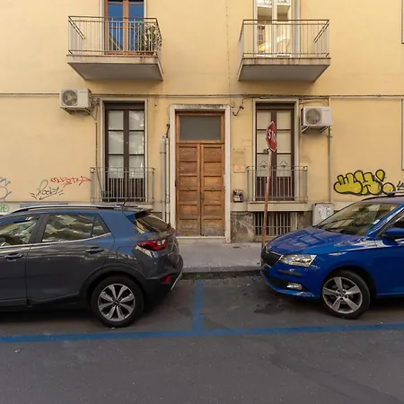 Apartment Biro's Catania